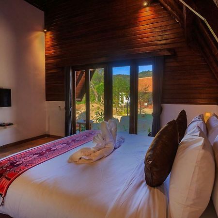 Tanjung Lima Villas Labuan Bajo Buitenkant foto
