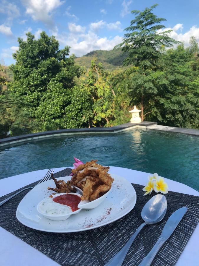 Tanjung Lima Villas Labuan Bajo Buitenkant foto