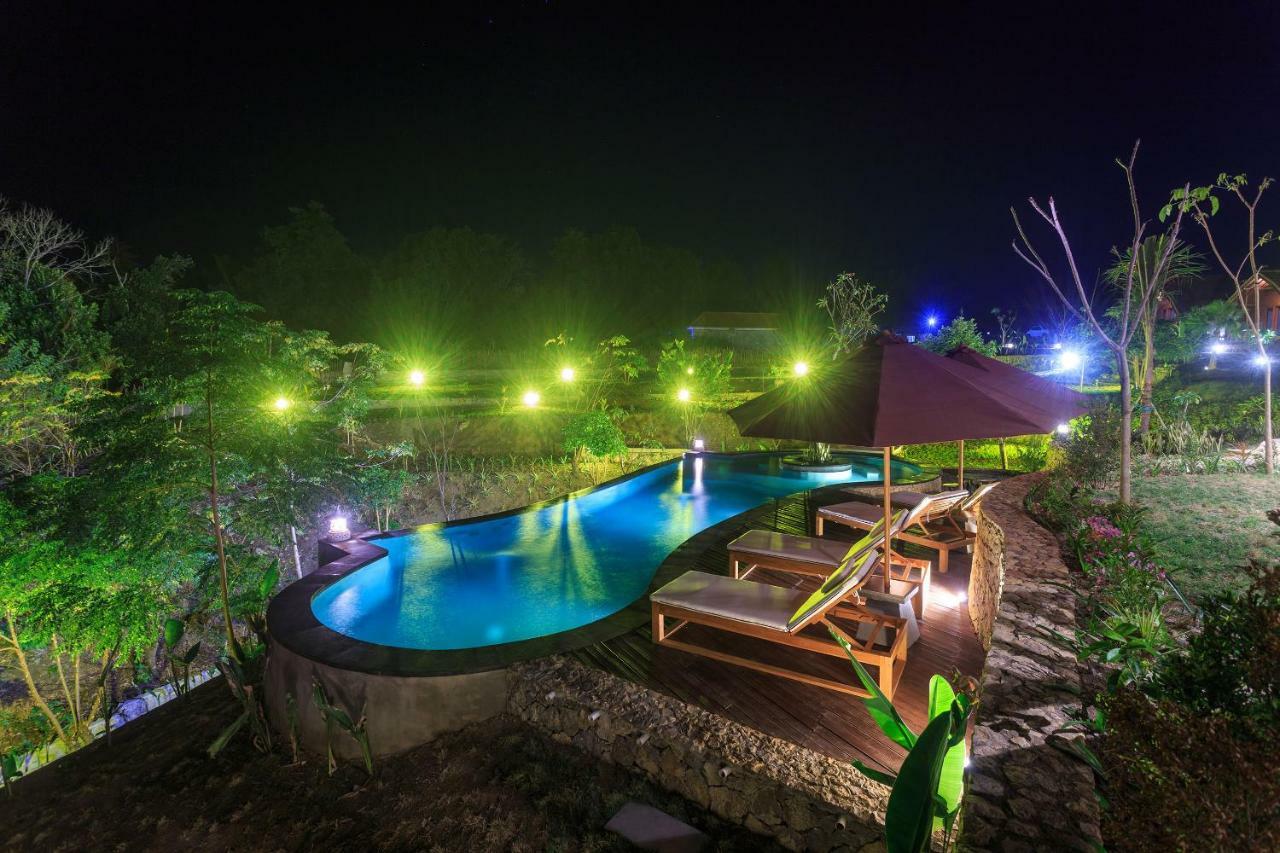 Tanjung Lima Villas Labuan Bajo Buitenkant foto